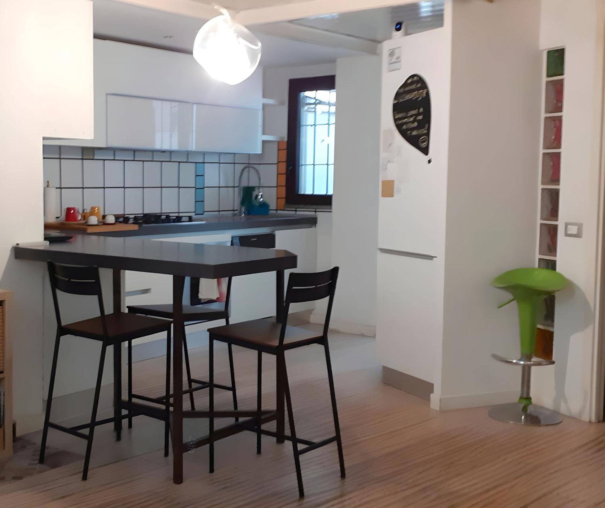 La Casa Nel Cortile-Free Parking Apartment Milano Ngoại thất bức ảnh